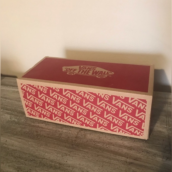 Brand New Black Vans! Size 9 - Picture 2 of 12